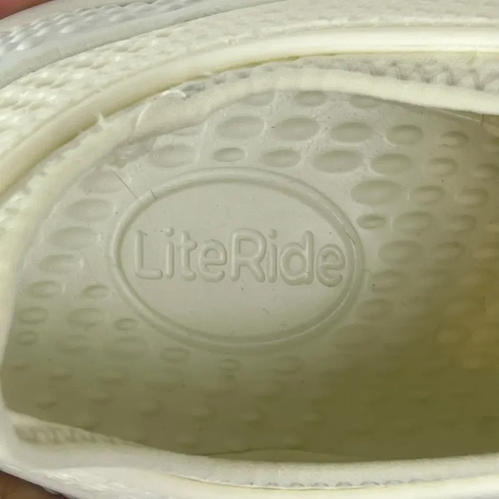 Crocs LiteRide Women’s Sneakers Almost White Size 9 Comfort Mesh Athletic Casual